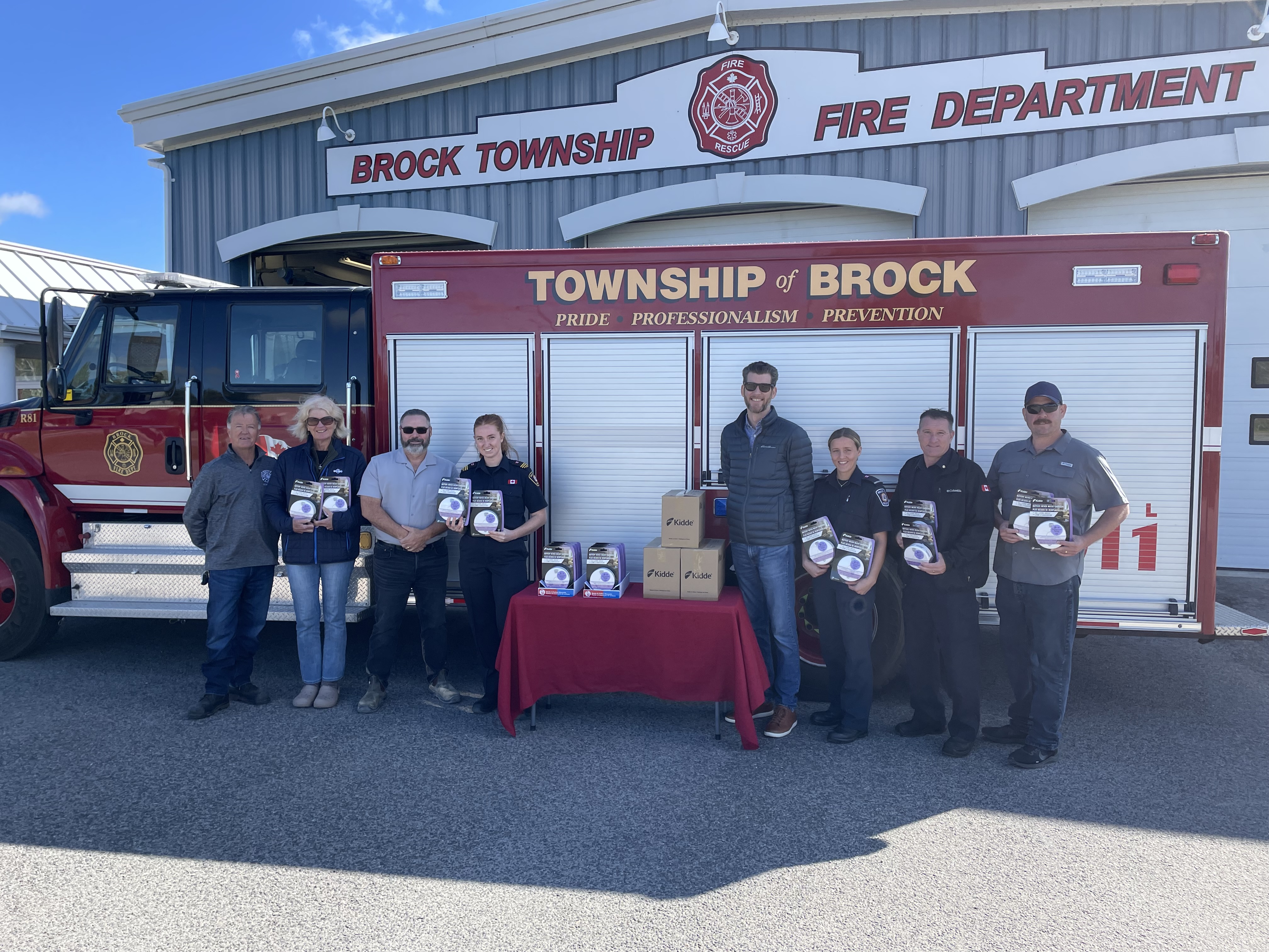 Firefighter David Snooks, Councillor Cria Pettingil, Enbridge Gas Supervisor Operations GTA West Rodney Smallwood, Fire Prevention Officer Madison Bath: Devon Smith, Senior Advisor, Municipal and Stakeholder Affairs, GTA West, Enbridge Gas., Firefighter Olivia Zonnenberg, District Chief Chad Wilson, Councillor Mike Jubb 